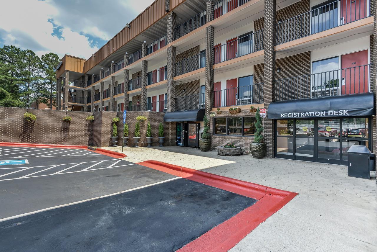 Budgetel Inn And Suites 罗利 外观 照片